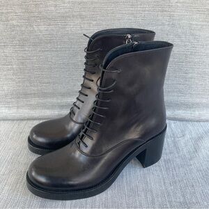Mui mui boots black leather